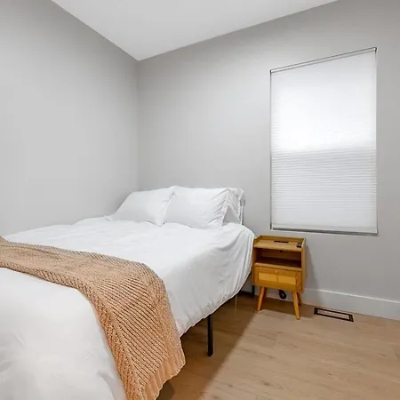 Modern 2br With Free Parking In Avondale * Chicago