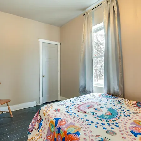 Holiday home 2 Mi To Red Line: Near Sherman Park *