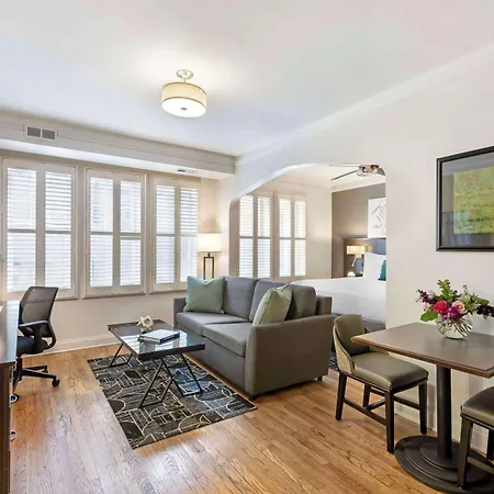 Western Hawthorne Terrace Hotel 3*