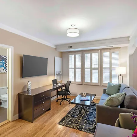 Western Hawthorne Terrace 3* Chicago