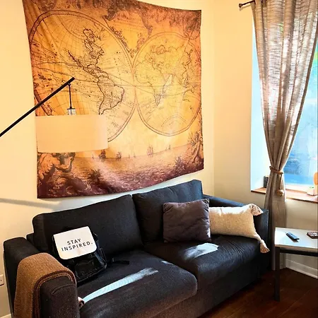 Wicker Park 1-br Walk To Train & Grocery Easy Downtown Access Chicago