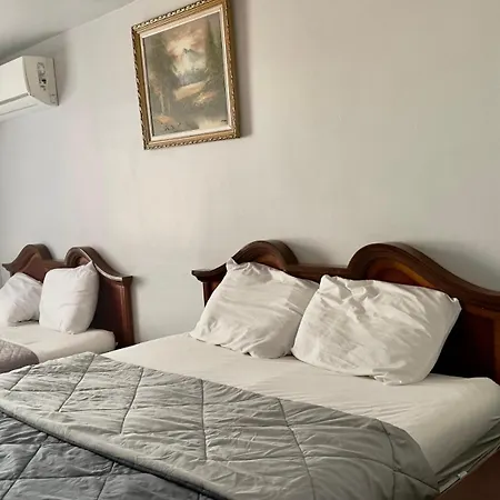 Chinatown Hotel