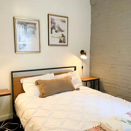 Apartment Mccormick 3br Spacious Unit, Optional Parking With Ping-pong Chicago