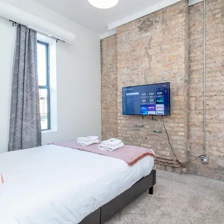 Modern 3br Smoke Ok Near Mccormick & Soldier Field Apartment *