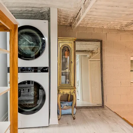 Apartment Comfort West Urban Loft House