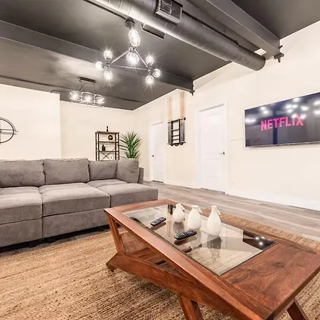 4br Hideaway Close To Downtown & Museums Apartment *