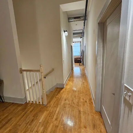 Apartment 4 Bedroom Sleeps 20 People Chicago