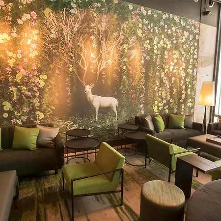 Hampton Mccormick Place Hotel 3*