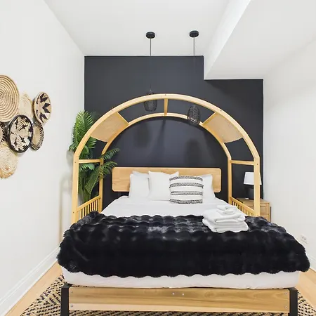 Luxe Retreat Game Room, Deck Fire Pit * Chicago