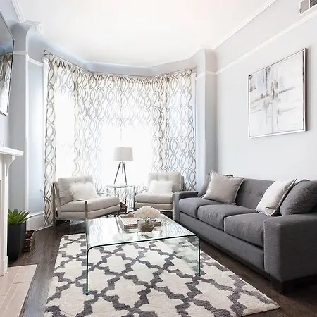 Apartment Two-bedroom On S Maryland Avenue Apt 1 Chicago