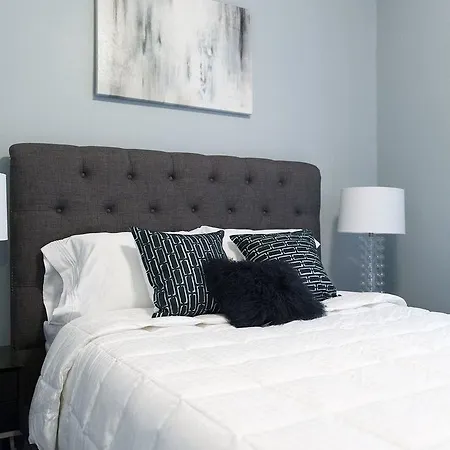 Apartment Two-bedroom On S Maryland Avenue Apt 1 Chicago