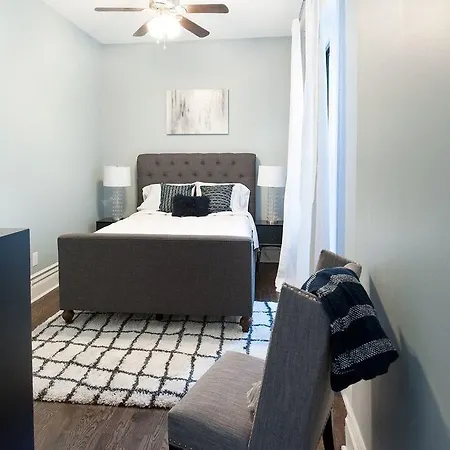 Apartment Two-bedroom On S Maryland Avenue Apt 1 *