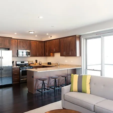 Two-bedroom On W Randolph Street Apt 4d * Chicago