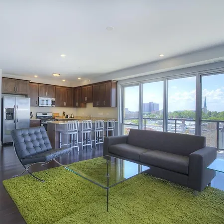 Two-bedroom On W Randolph Street Apt 5d Apartment Chicago