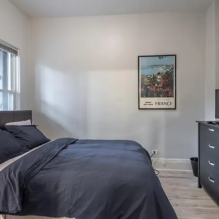 Grand Local Ave Luxury Apartment *