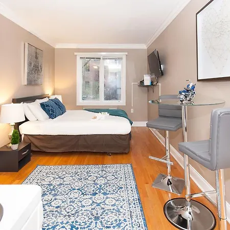 Apartment Studio On E Bellevue Place Apt 3a Chicago