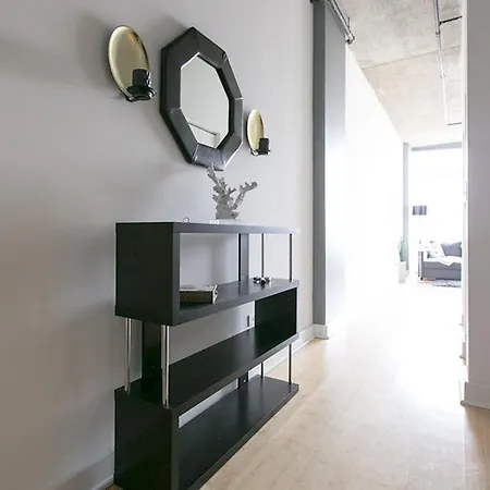 South Indiana Loft * Chicago