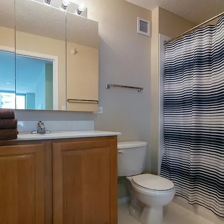 Lakeshore East Community Two-bedroom Apartment Chicago