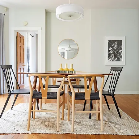 Four-bedroom On N Orchard Street Apt 2 Chicago