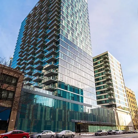 Furnished Suites In South Loop Apartment *