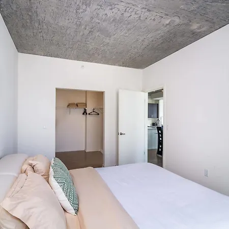 Furnished Suites In South Loop * Chicago