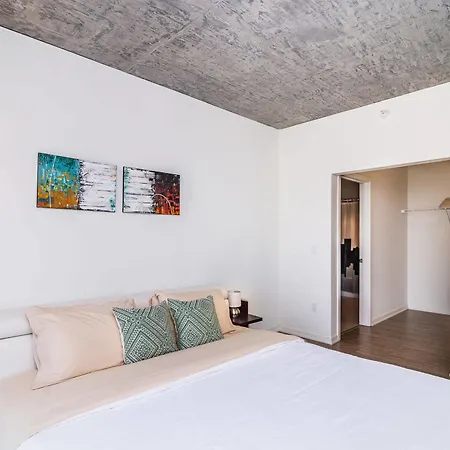 Furnished Suites In South Loop *