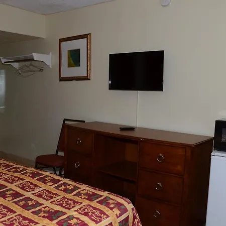 Motel Aloha 2*