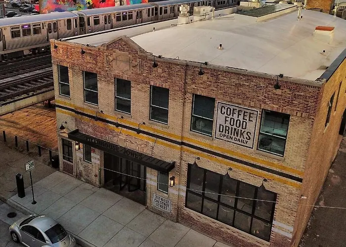 The Chicago Hotel Collection River North