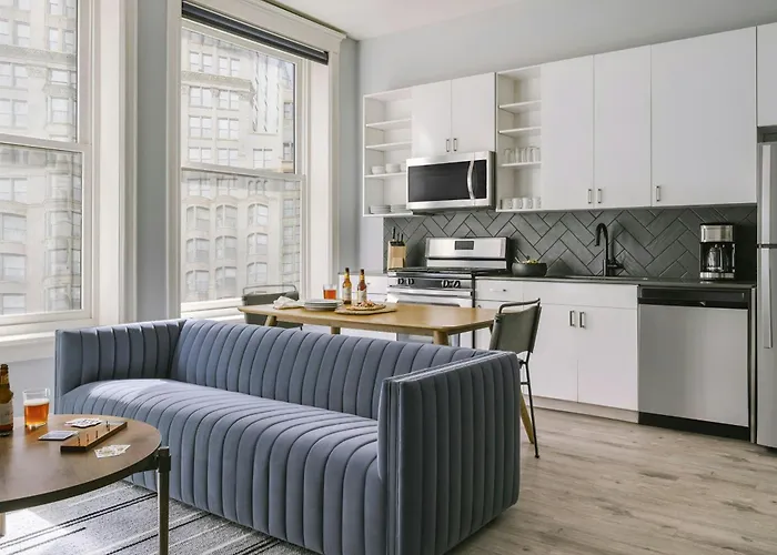 Sonder By Marriott Bonvoy The Plymouth Apartments Loop