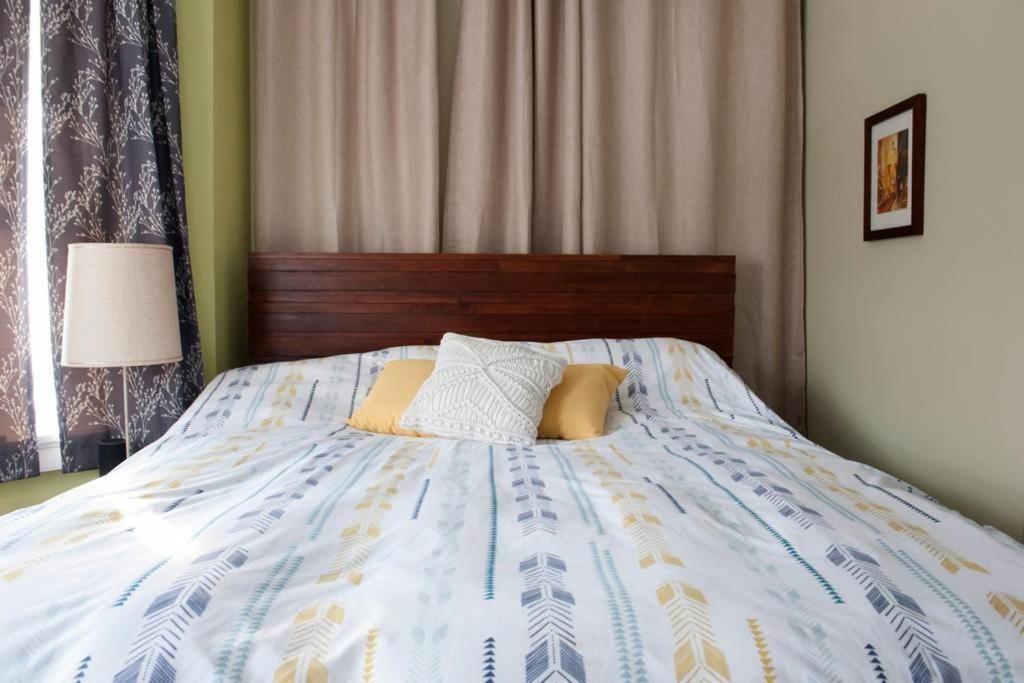 The Greenleaf House *