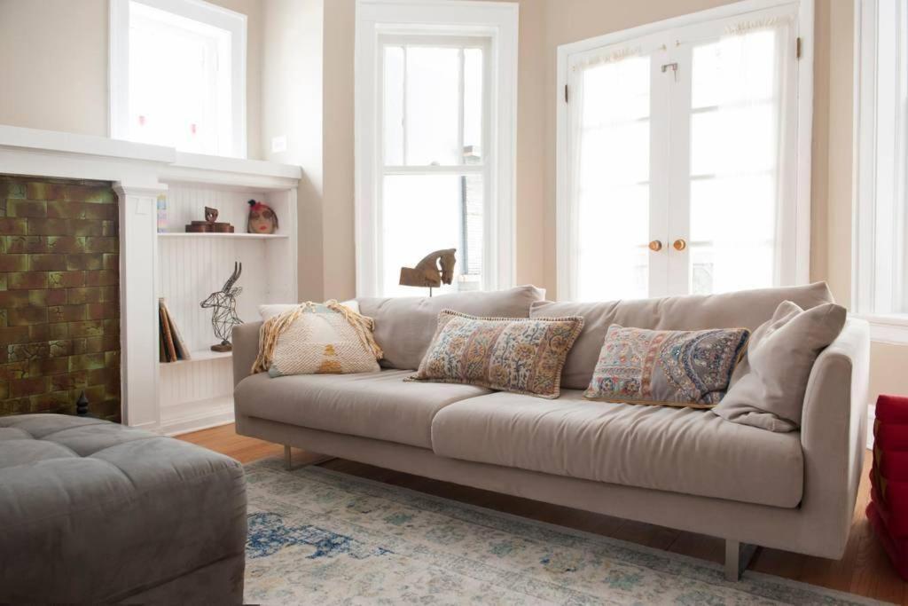 The Greenleaf House * Chicago