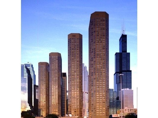 Corporate Suites Network - 555 W. Madison 3*