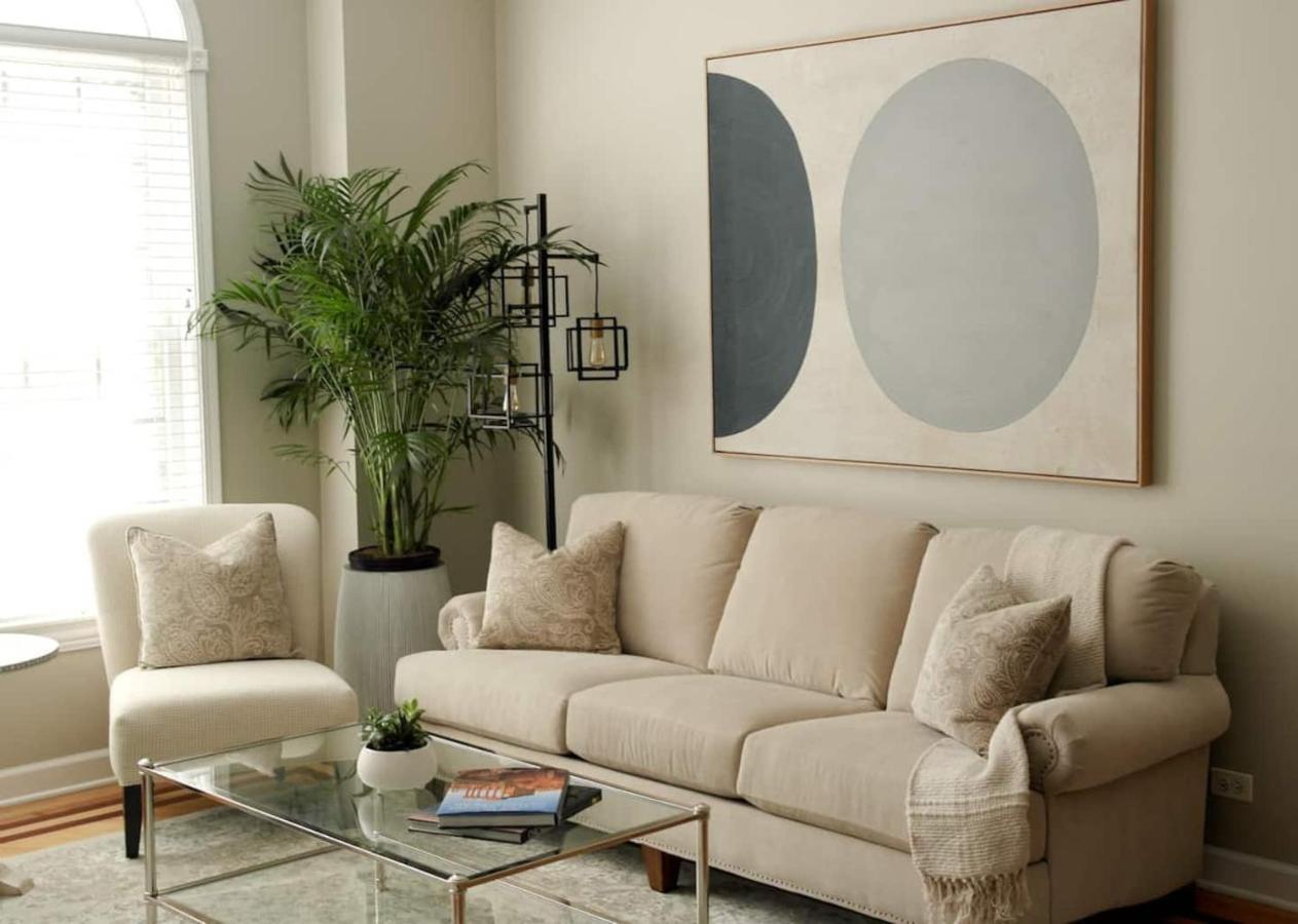 Amazing 3br 3 Ba In Appartement *