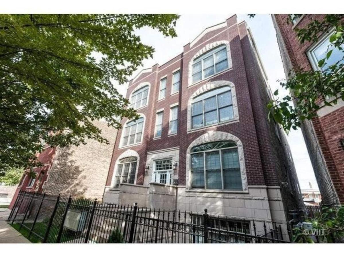 Amazing 3br 3 Ba In Appartement Chicago