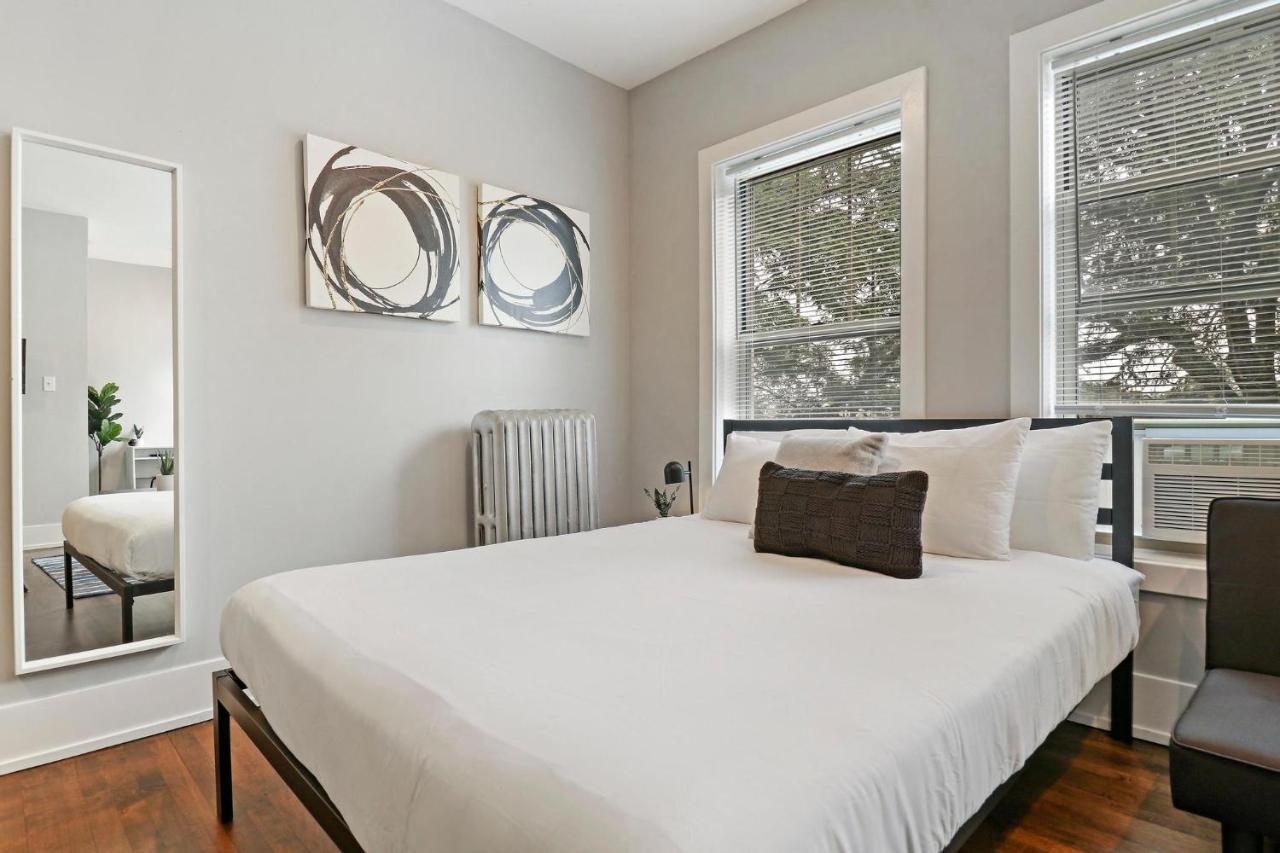Apartment Modern Minimalist In Portage Park - Pensacola 3w Chicago