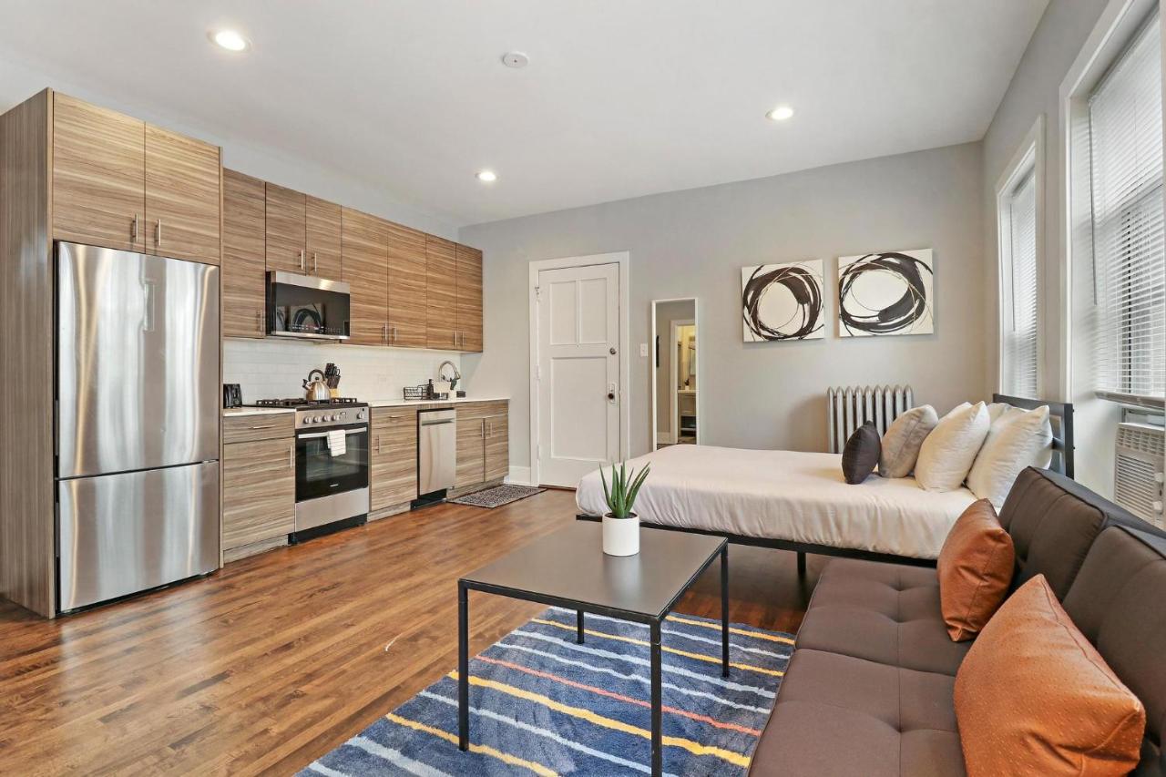 Apartment Modern Minimalist In Portage Park - Pensacola 3w *