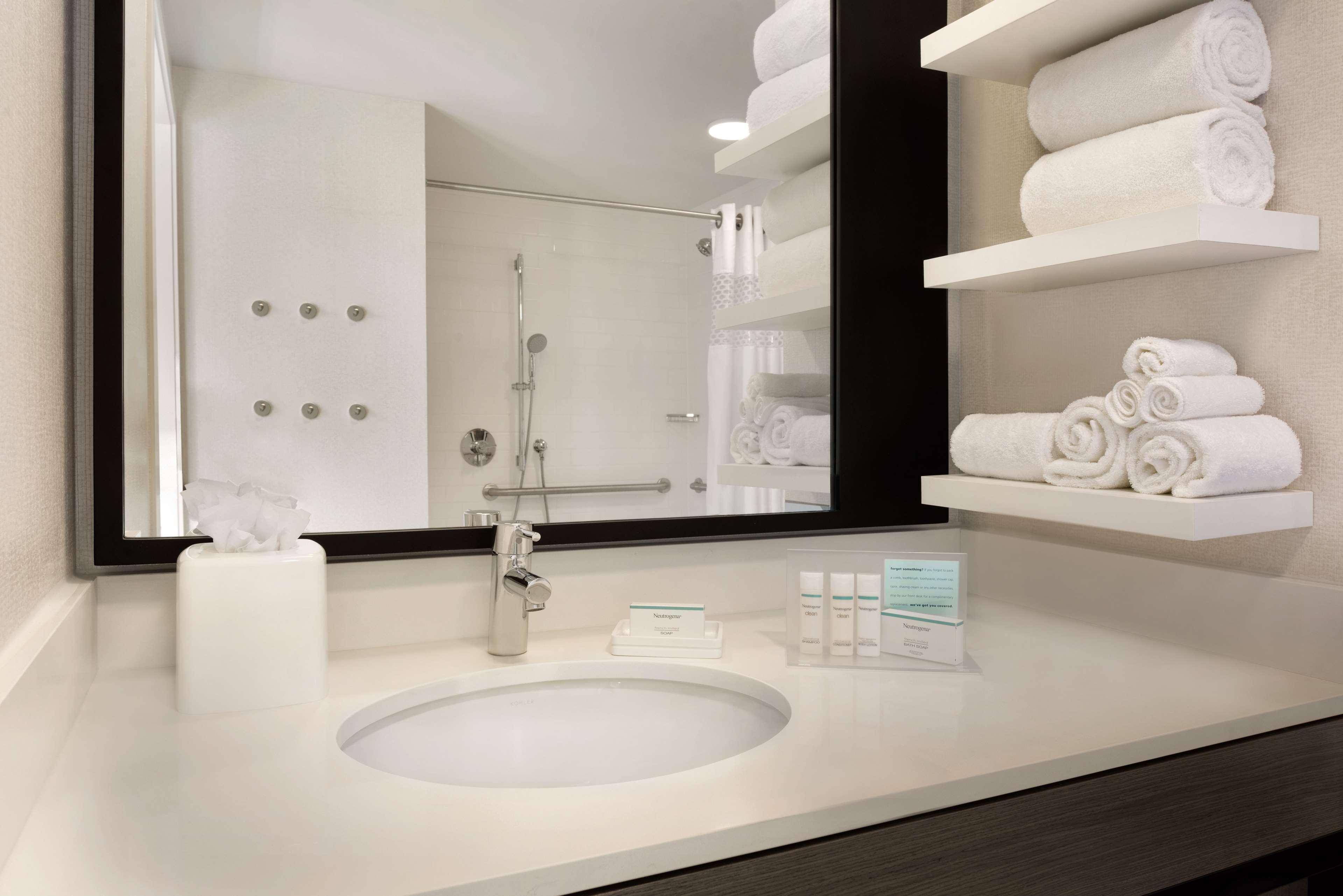 Hampton Inn Chicago West Loop Fulton Market Area 3*