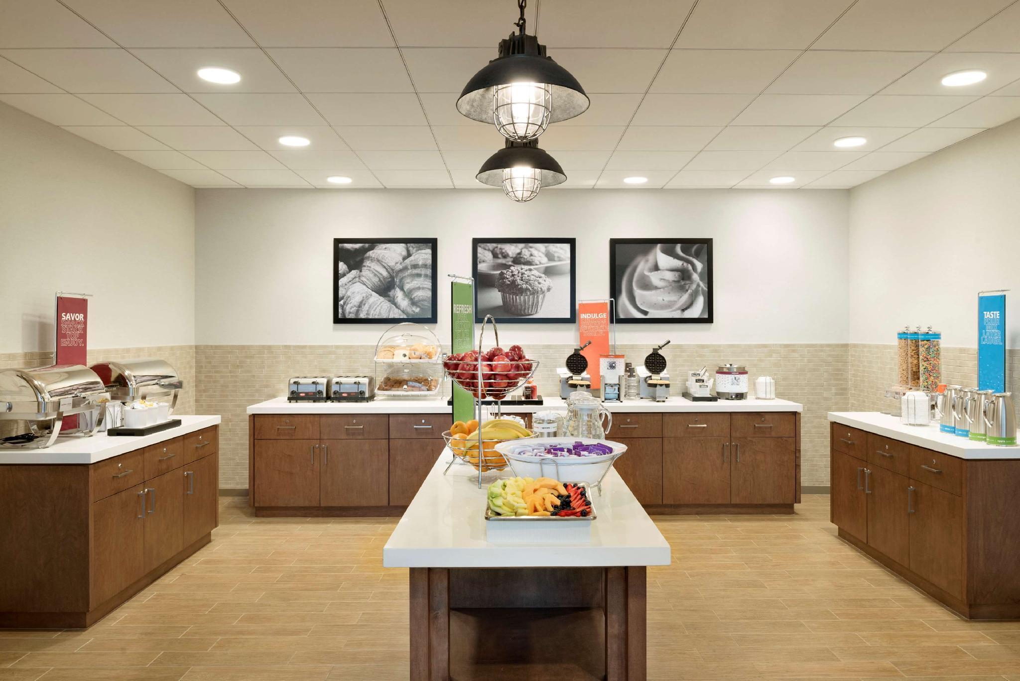 Hampton Inn Chicago West Loop Fulton Market Area Hotel 3*