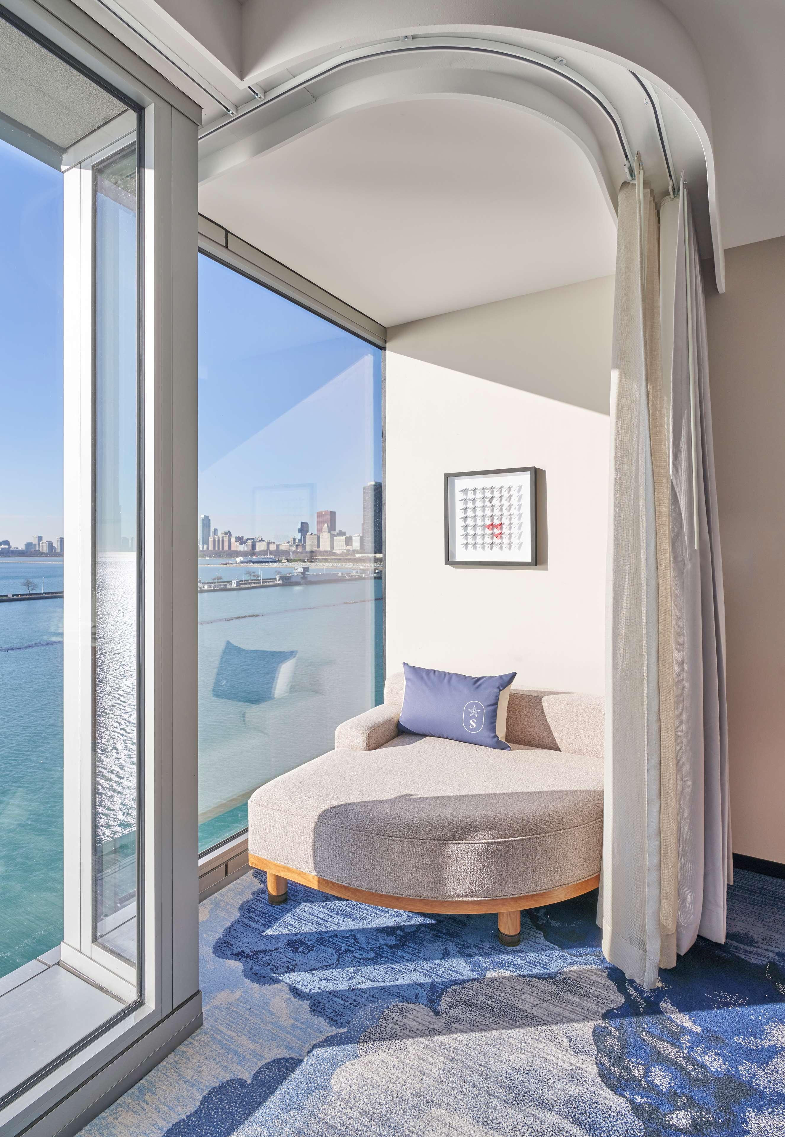 Hotel Sable At Navy Pier Chicago, Curio Collection By Hilton