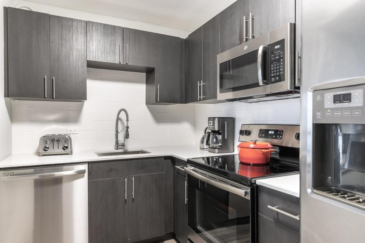Apartment Gold Coast 1br W Gym Pool Nr Magnificent Mile Chi-221