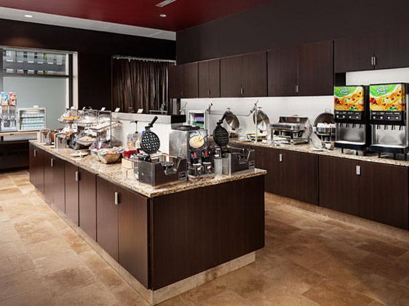 By Marriott Downtown/river North 3* Chicago