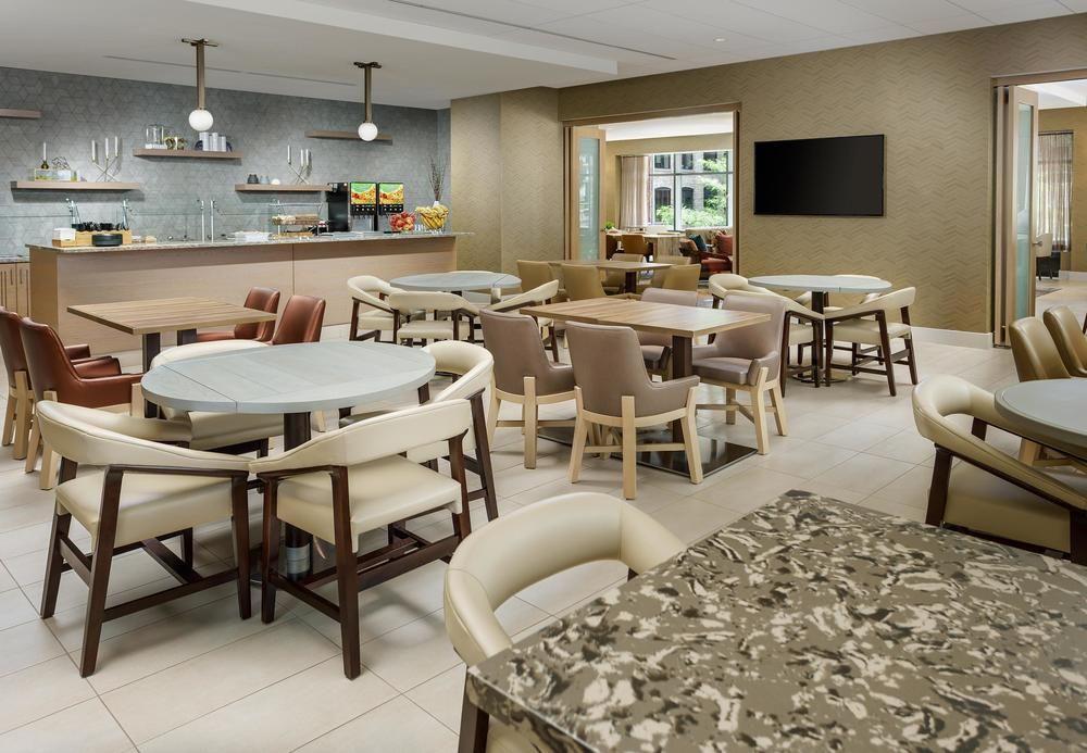 By Marriott Downtown/river North Chicago