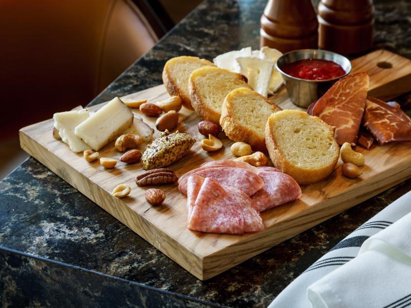 Hotel By Marriott Downtown/river North Chicago