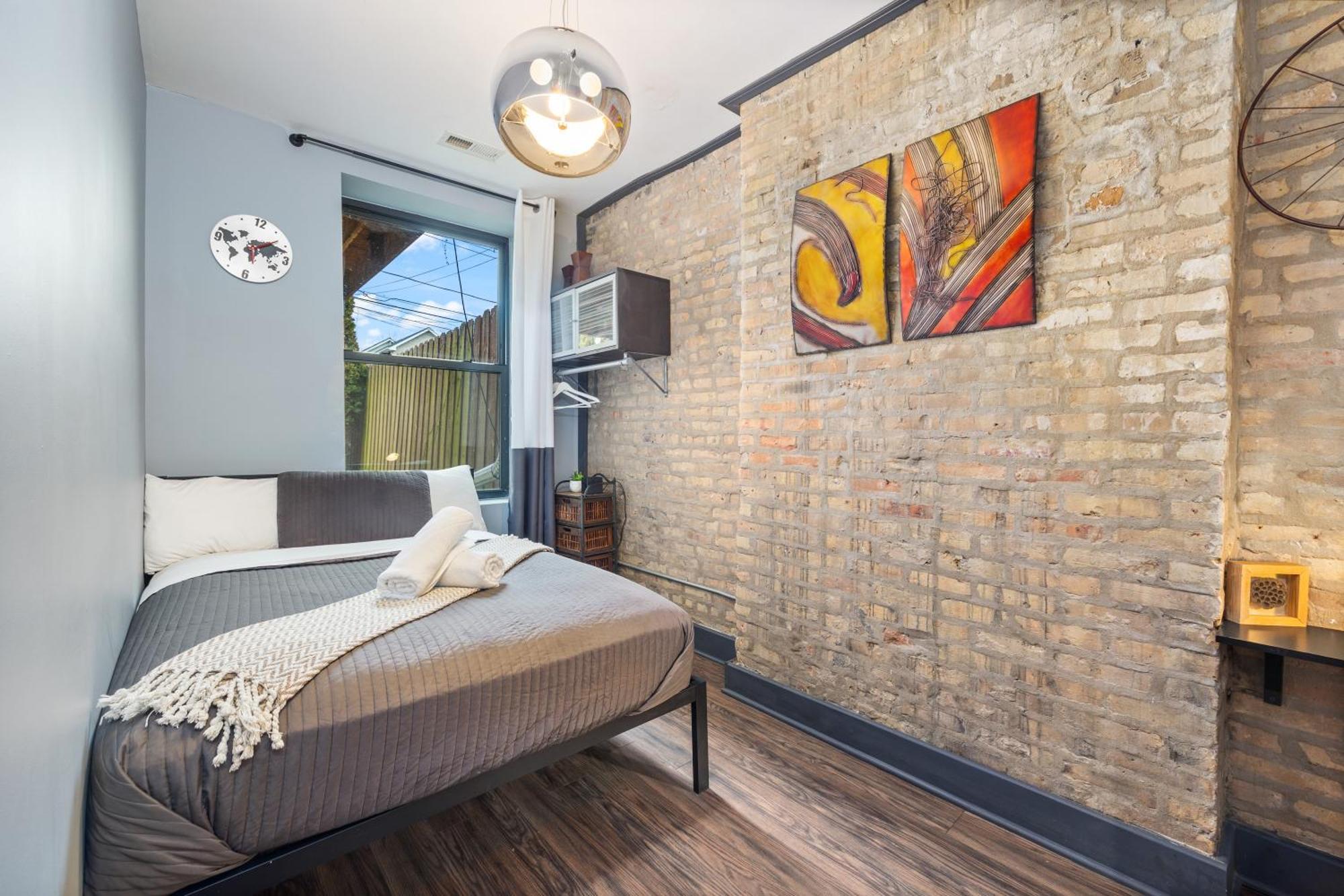 Mccormick Place Guest house 3*