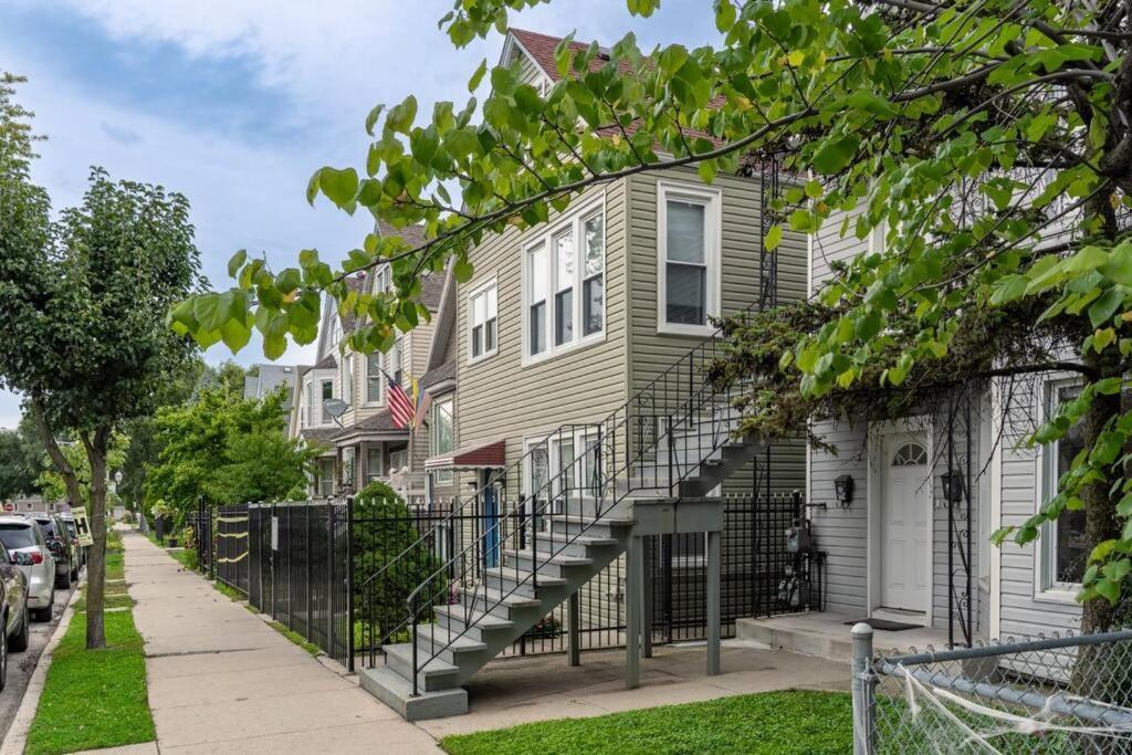 Flexhome Avondale 3br Duplex W2 Apartment Chicago