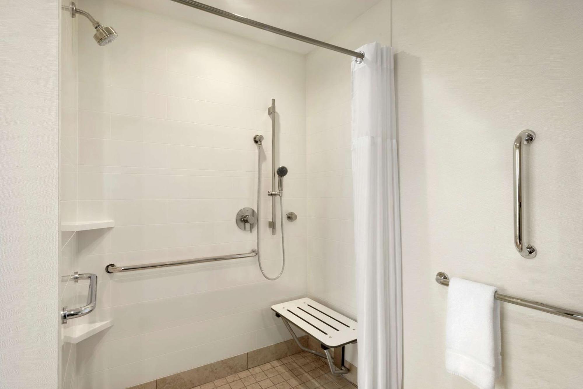 Hilton Garden Downtown South Loop