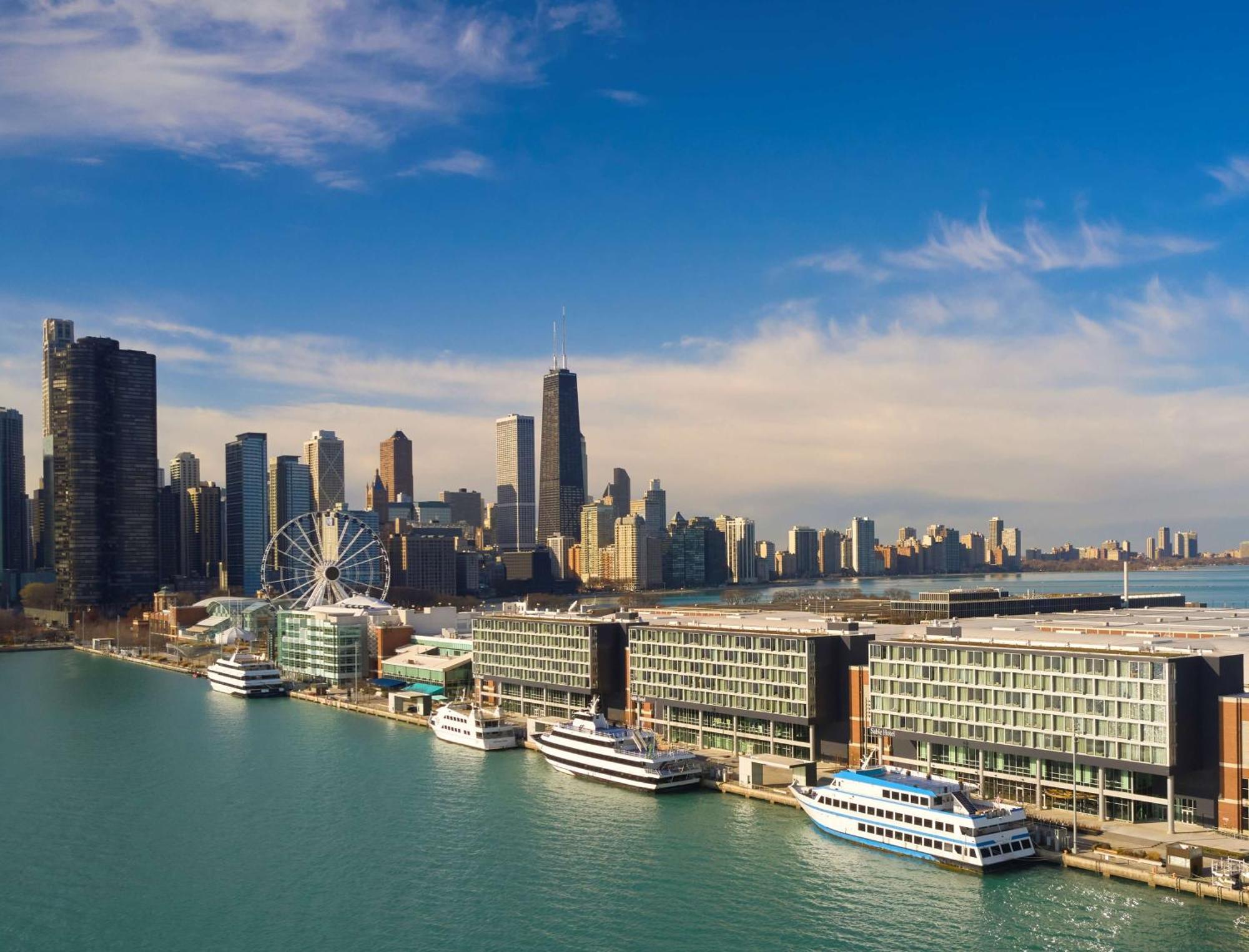 Hotel Sable At Navy Pier Chicago, Curio Collection By Hilton Chicago