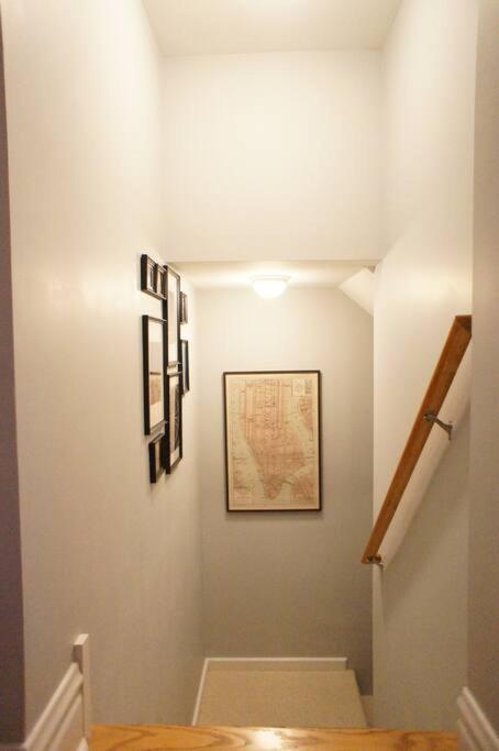 Apartment Cozy Nest In Chicago's Vibrant Lincoln Square