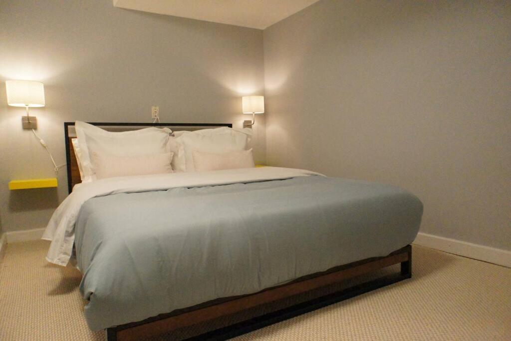 Apartment Cozy Nest In Chicago's Vibrant Lincoln Square *