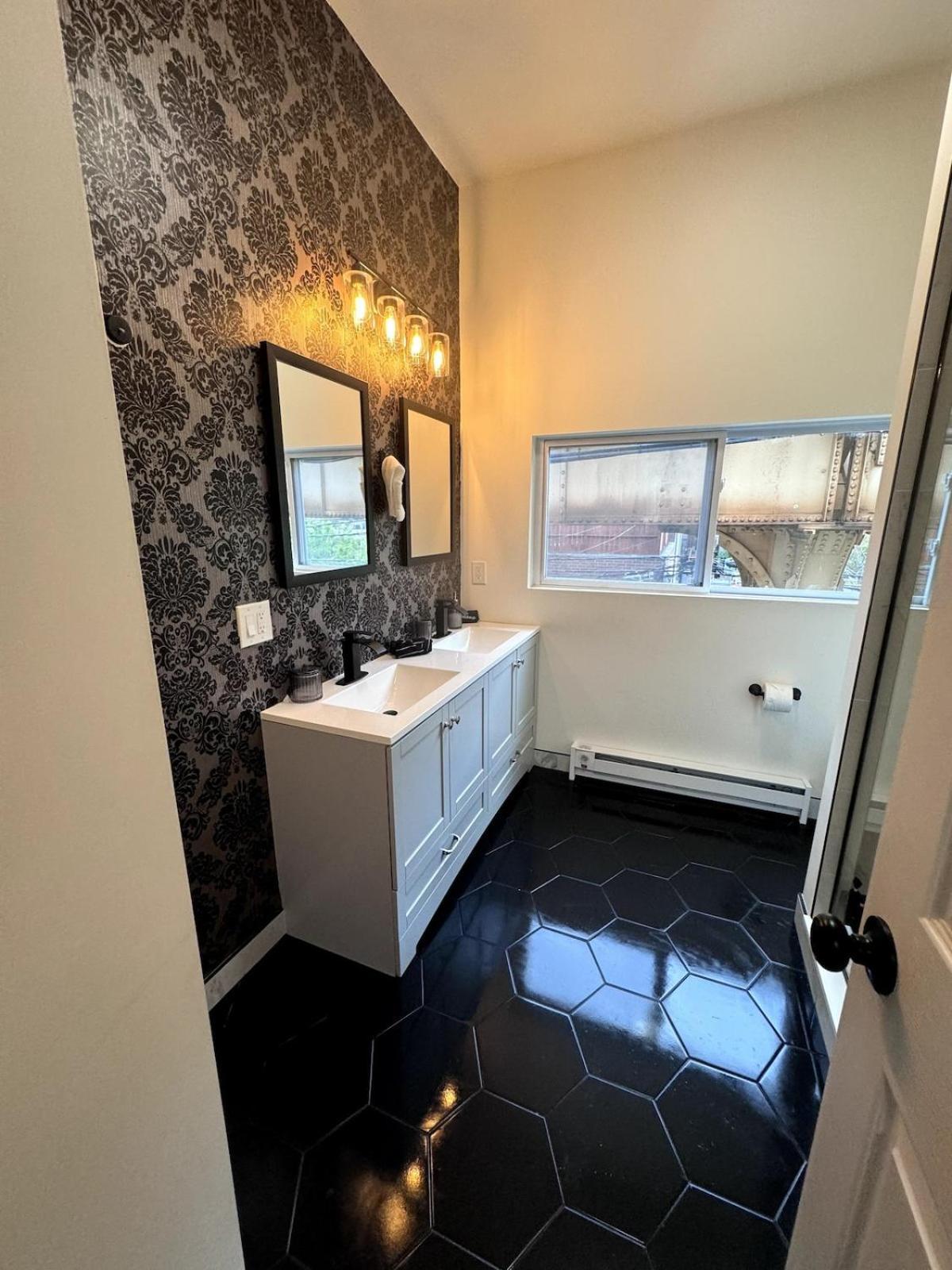 Vogue Bucktown * Chicago